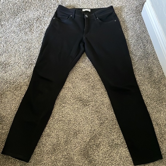 Loft Curvy Skinny Black Jeans - Picture 2 of 4